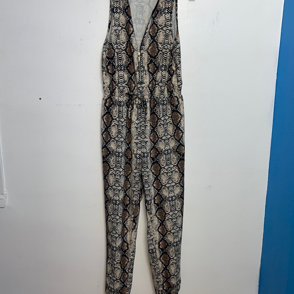 UK2LA WOMEN'S SLEEVELESS FRONT ZIPPER SNAKE PRINT JUMPSUIT
